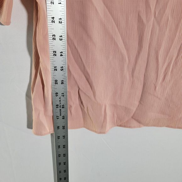 UNIQLO Pink Crinkle Oversized Boxy Short Sleeve Key Hole Back Blouse Crew Neck S - Picture 6 of 7